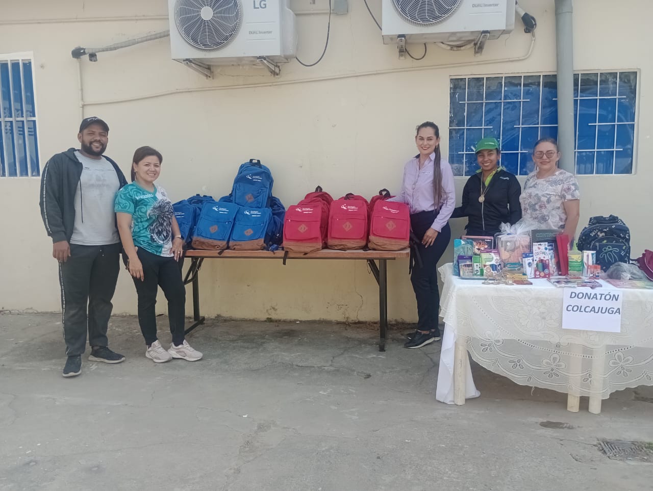 Entrega de apoyo escolar